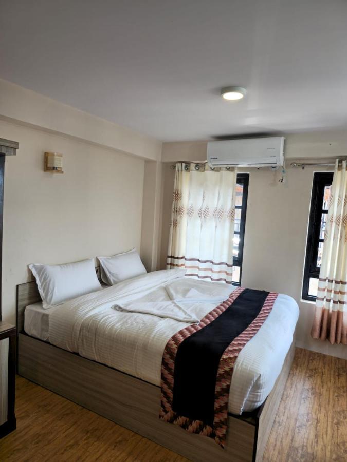 Hotel Durbar Side بهاكتابور المظهر الخارجي الصورة